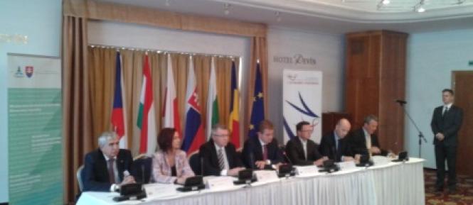 V4_Bratislava_2014_maly.jpg