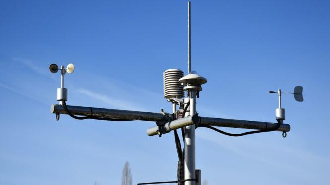 anemometer.jpg