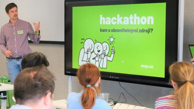 hacka.jpg