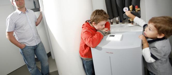 heat-pumps-g4e1ce2946_1920 Cropped(2).jpg