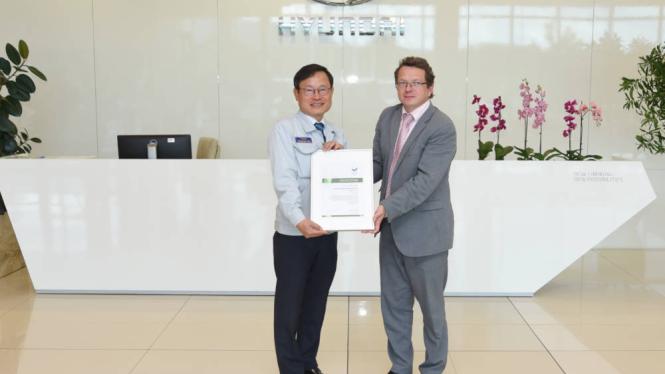 mzp_emas_hyundai01.jpg