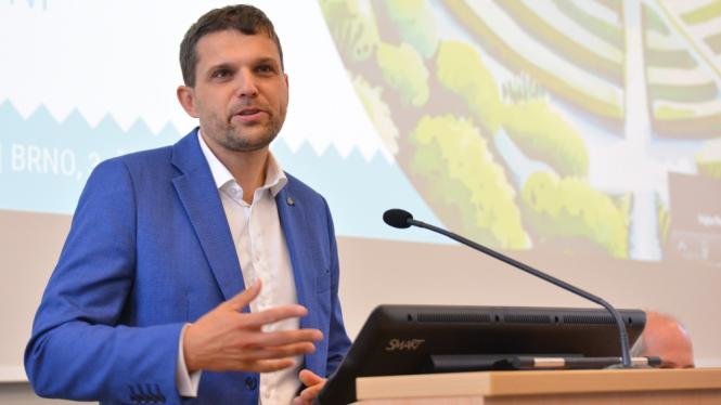 mzp_konference_evvo_hladik.JPG