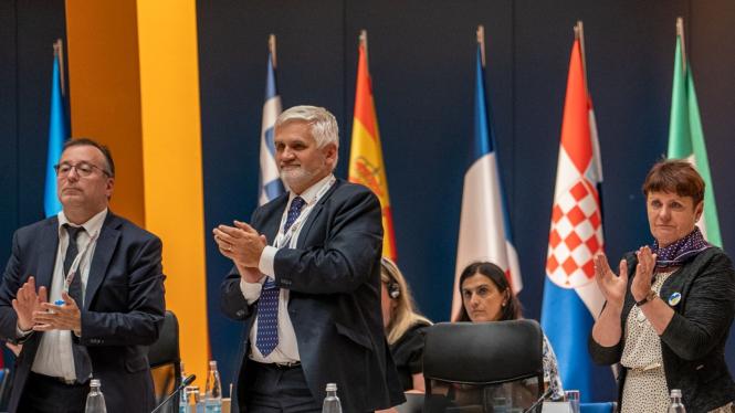 neformalka Cropped.jpg