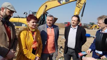 IMG-20220325-WA0016 Cropped.jpg