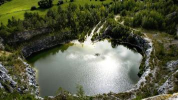 lake ekoujma.jpg