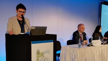 mzp_evvo_kongres_hubackova01 Cropped.jpg