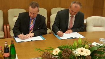 podpis_TZ Cropped.jpg