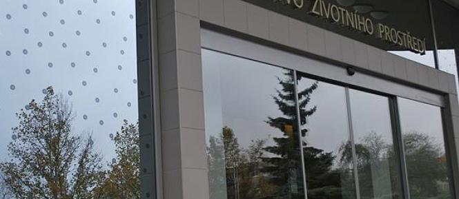 MZP_vchod_podzim01.jpg
