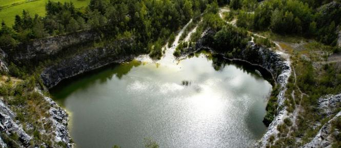 lake ekoujma.jpg